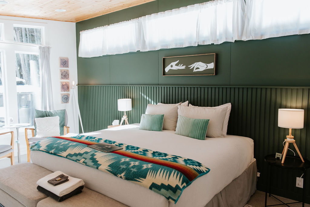 Moonstone Cottage bedroom